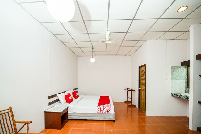 Hotel Oyo 282 Baan Nat