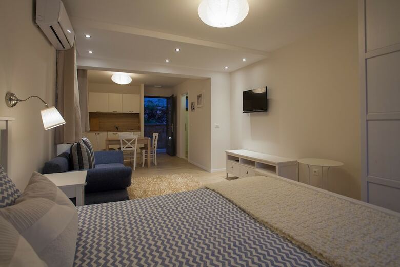 Hotel Guesthouse Augusta Insula