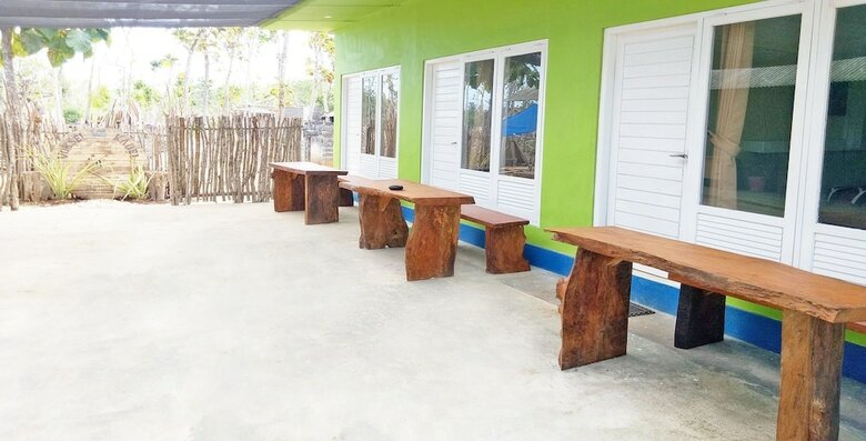 Hostal The Warong Nusa Penida - Hostel