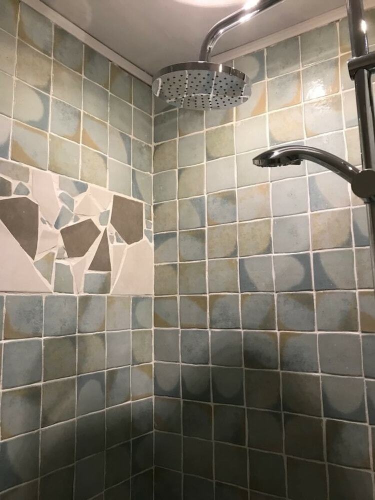 Hotel Maison D'h�tes - L'echoppe & Les Toiles