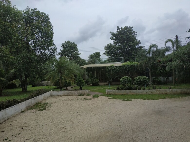 Hotel V Valley Resort