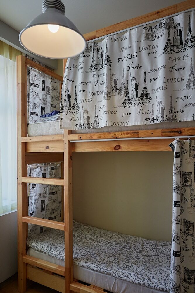 Hostal Young Hostel