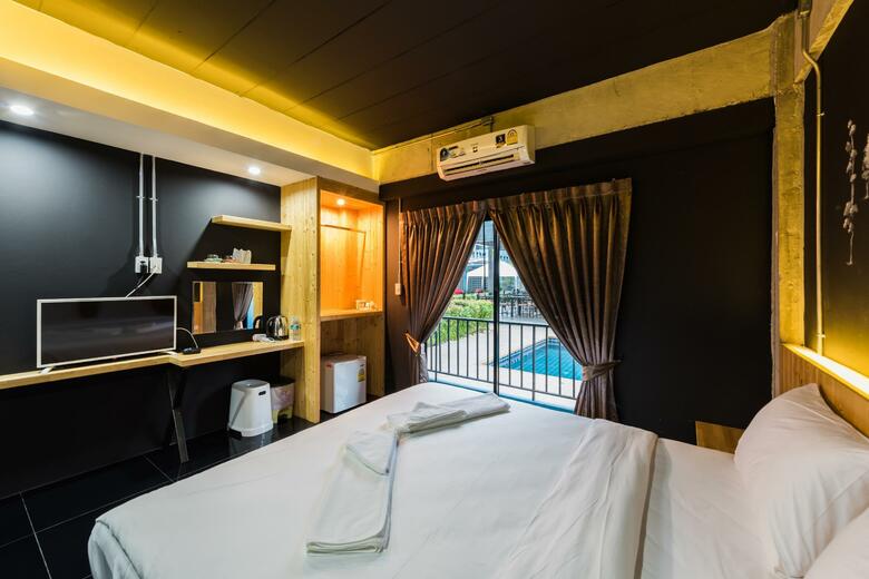 Hotel Nine Blue Residence