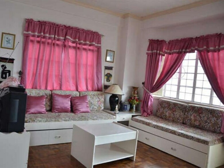 Gardenville Hotel