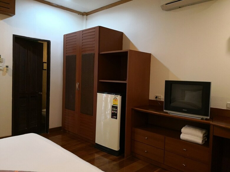 Baan Worachan Hotel
