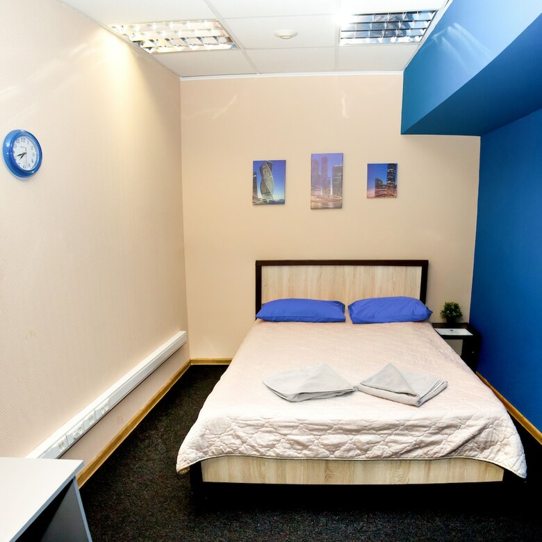 Hostal Travel Inn Dostoevskaya