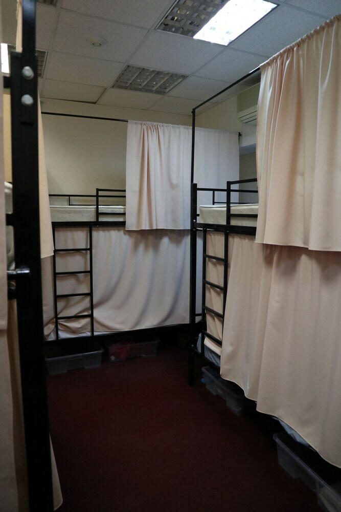 Hostal Travel Inn Dostoevskaya