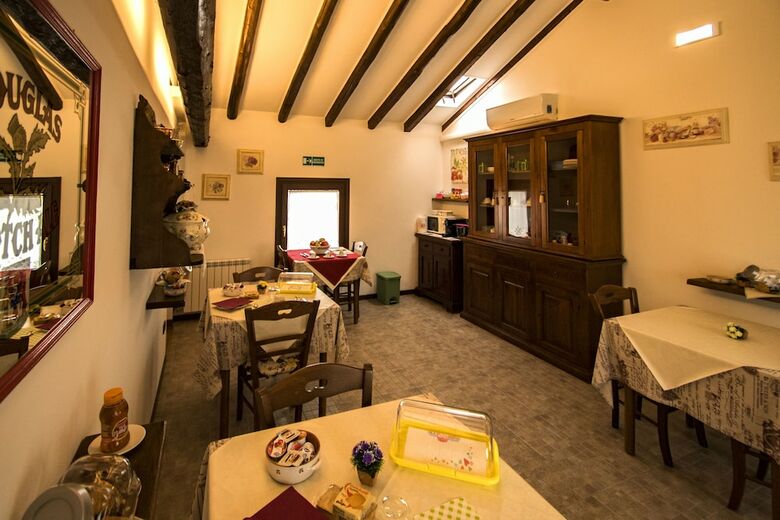 Bed & Breakfast Chiaro Di Luna