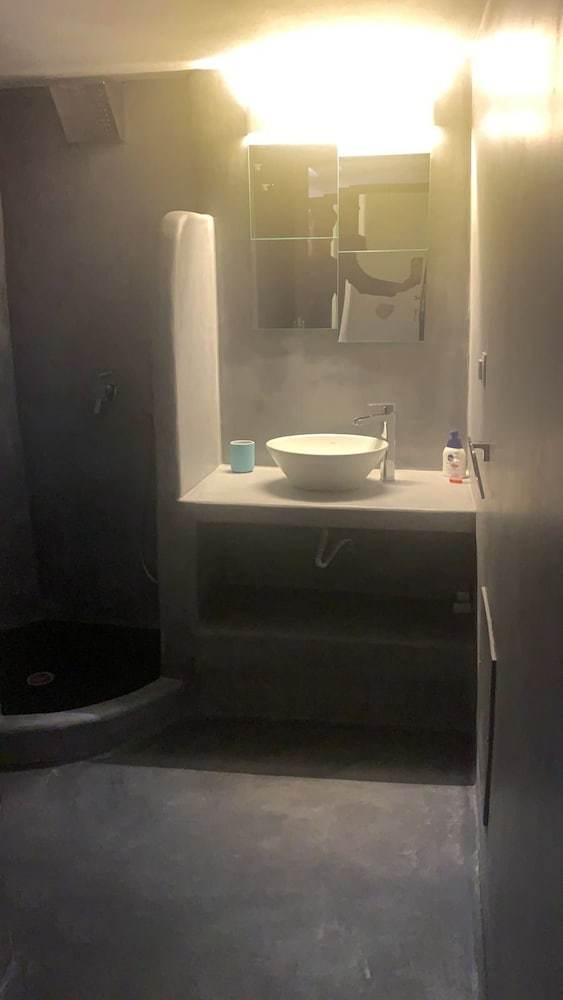 Villa The Luna Suites