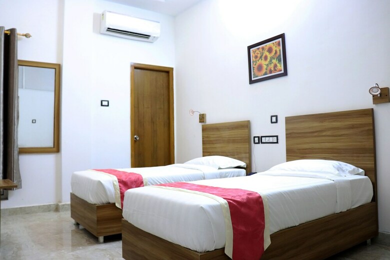 Hotel Gulnaar Guest House