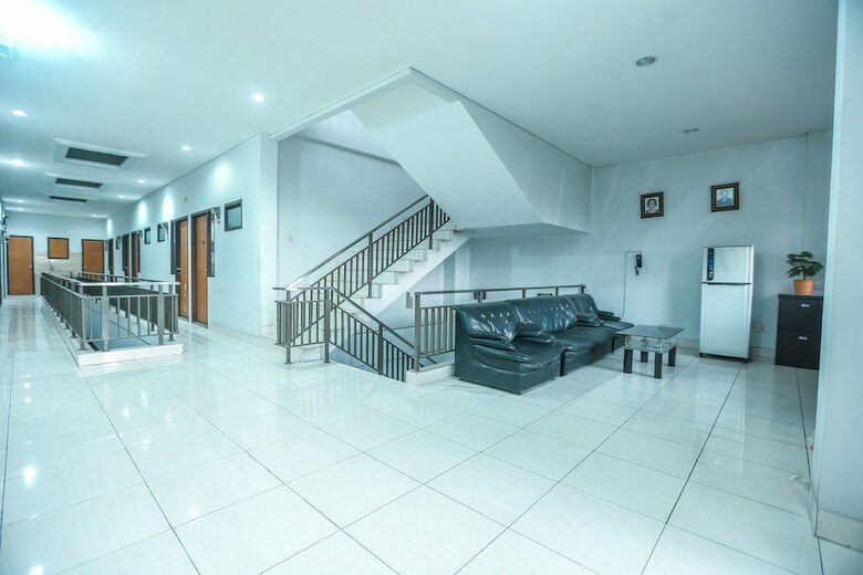 Hotel Oyo 118 Dorothea Residence