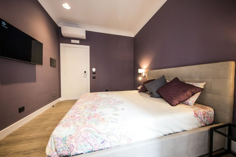 B&B Arthouse