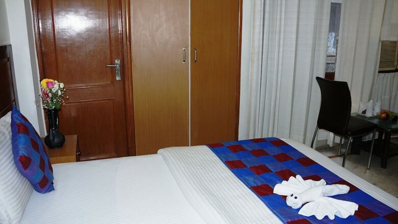Maxfort Budget Hotel Gurgaon