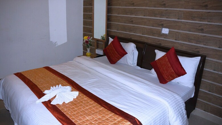 Maxfort Budget Hotel Gurgaon