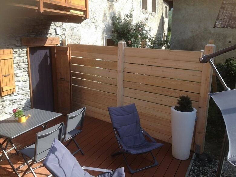 Hotel Chambres D'h�tes La Bessonerie