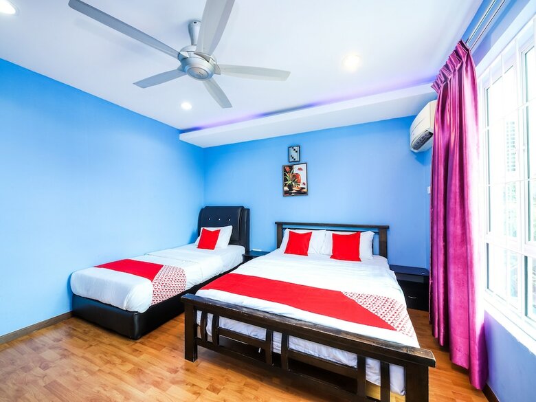 Hotel Oyo 1103 Borneo Inn