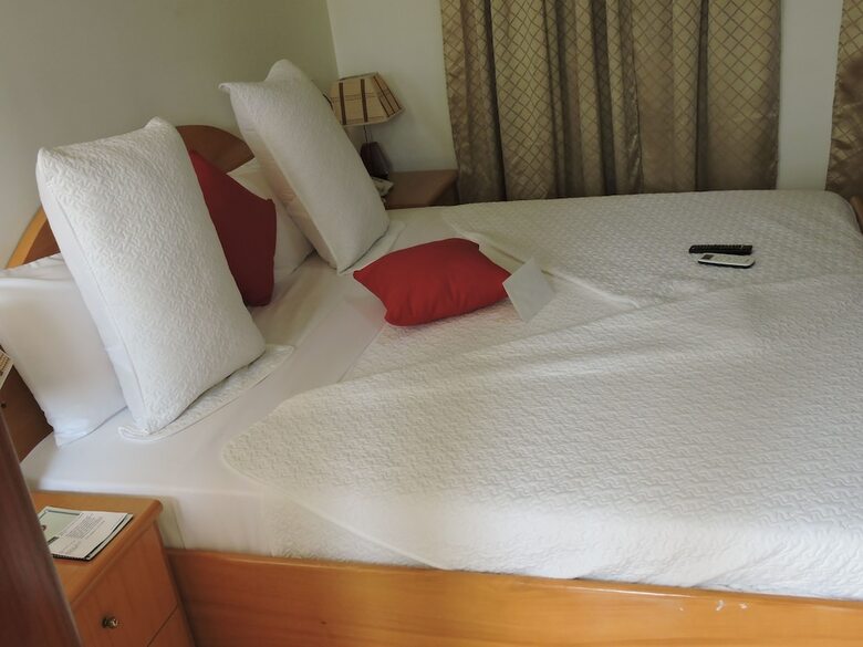 All Seasons Hotel