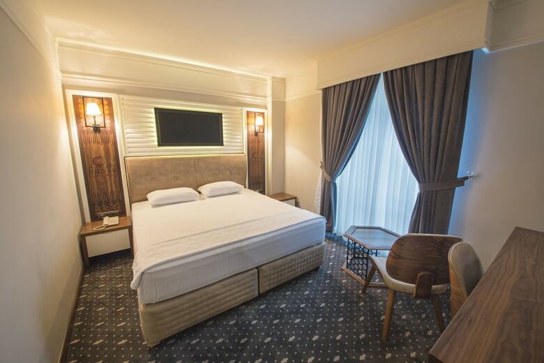 Jolnar Garden Hotel