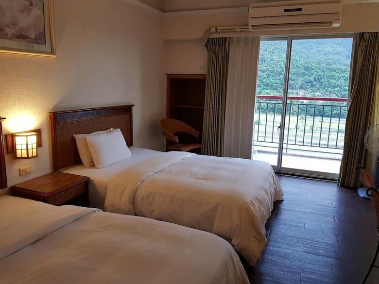 Huya-hotel