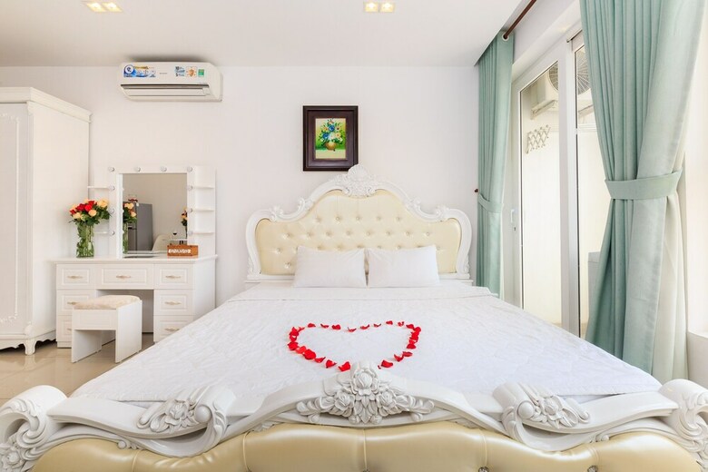 Le Hieu Apartment At Sky Center