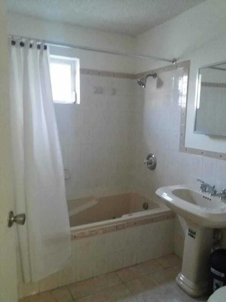 Apartamentos Studio Chateau - Manor Park, Kingston 8
