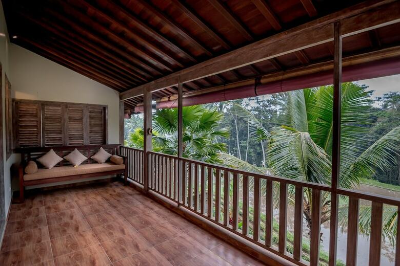 Niniku Villa