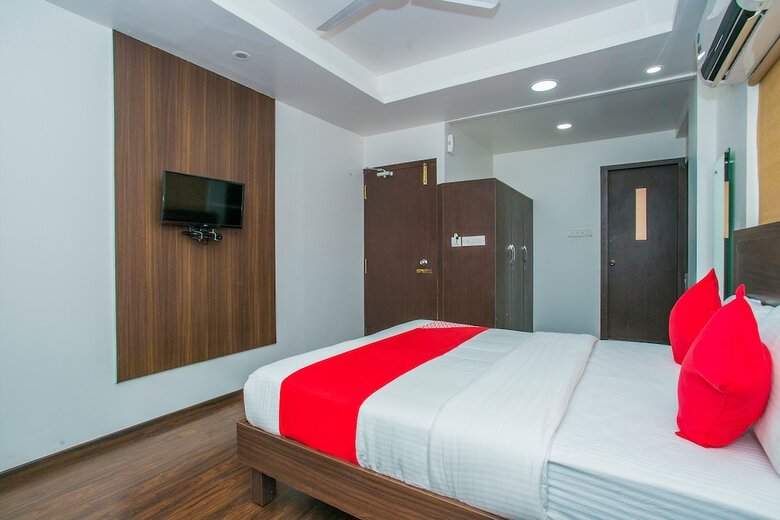 Hotel Oyo 17018 Roots Nest