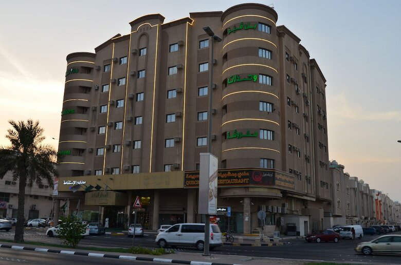 Belle Vue Inn Hotel & Suites