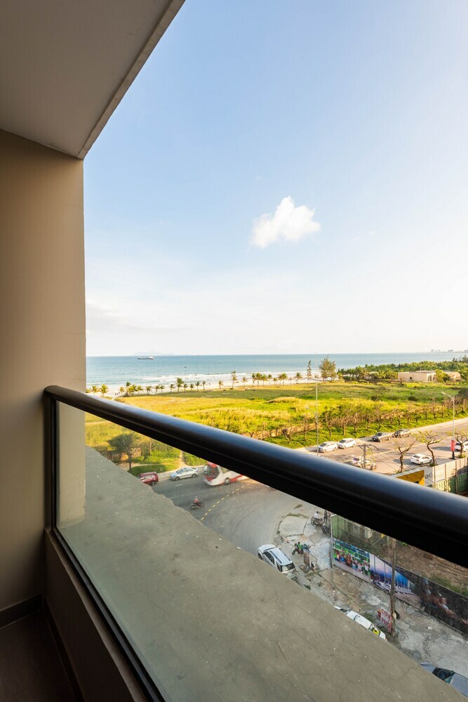 Aparthotel Luxury Neo-classic Condo