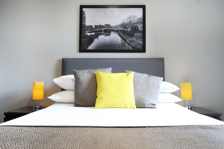 City Warehouse Aparthotel Manchester