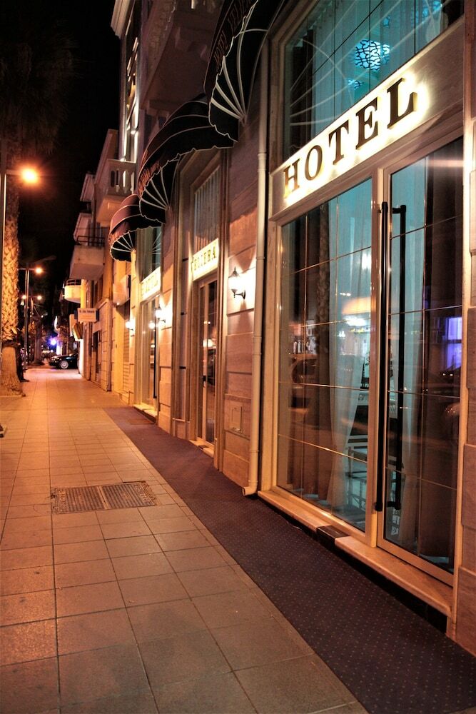 Hotel Veliera