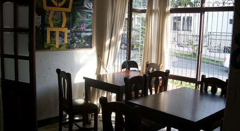 Hostal Casa Quimbaya Backpackers Hostel