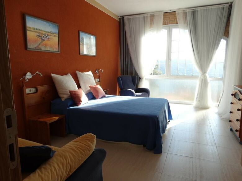 Casa En Urbanizaci�n Les Teules