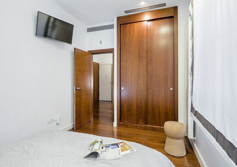 Nu�ez De Balboa Apartment