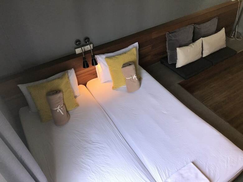 Hotel Yaksa Private