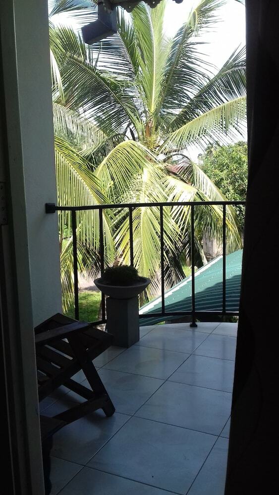 Hotel Aegle Residence