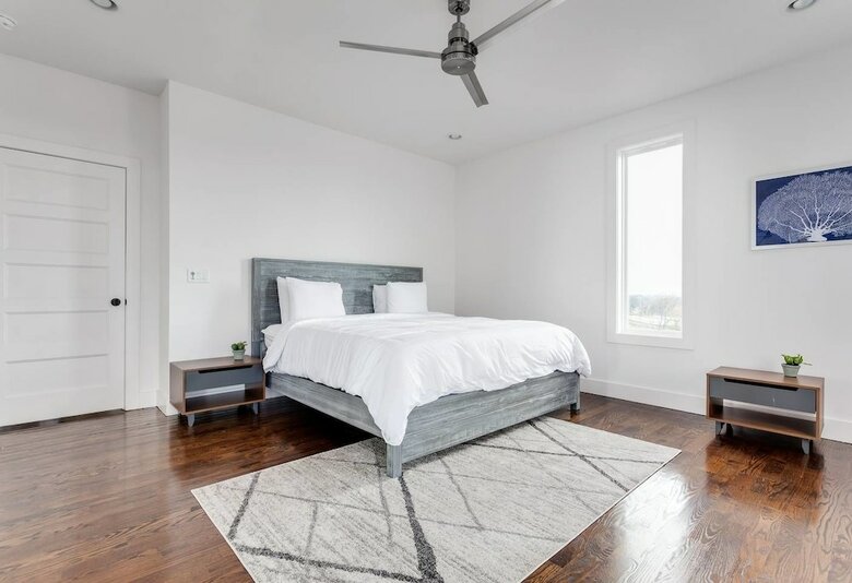 Domio Katie Hills Modern 3br Roof Deck