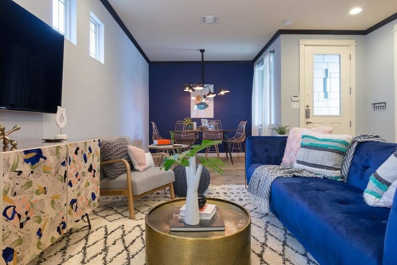 Spacious 3 Br Near Downtown By Domio