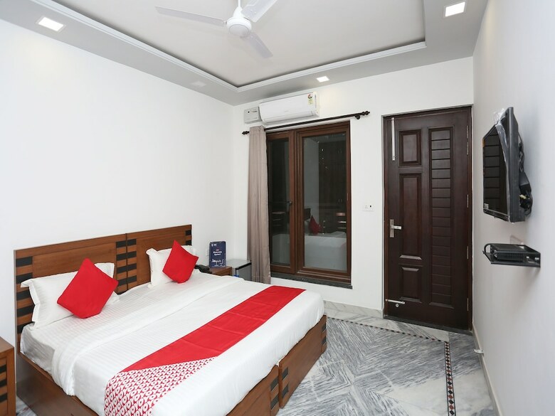 Hotel Oyo 15271 Alarian Inn