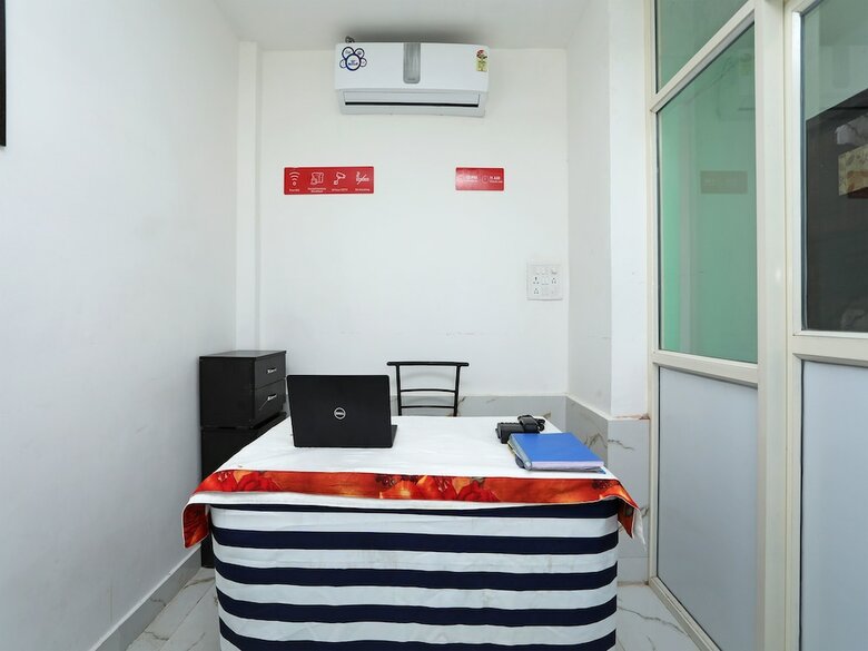 Hotel Oyo 14578 Green Square