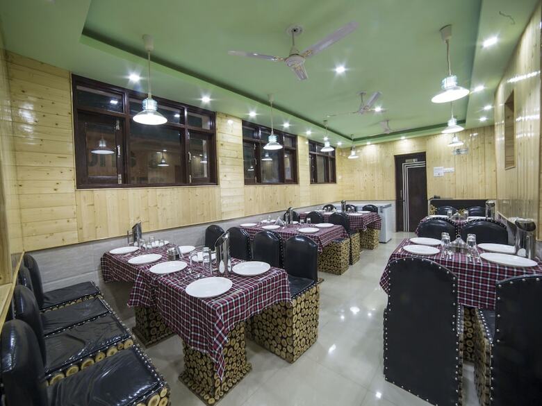 Oyo 4944 Hotel New Prince Inn