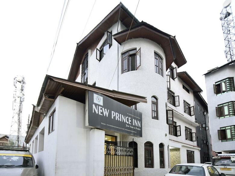 Oyo 4944 Hotel New Prince Inn