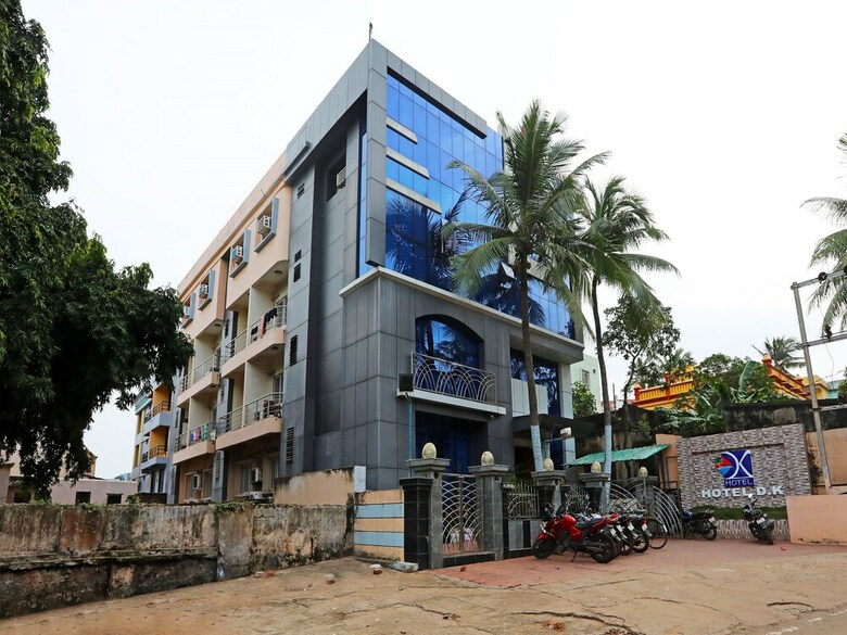Apartamentos Oyo 16173 Hotel Dk
