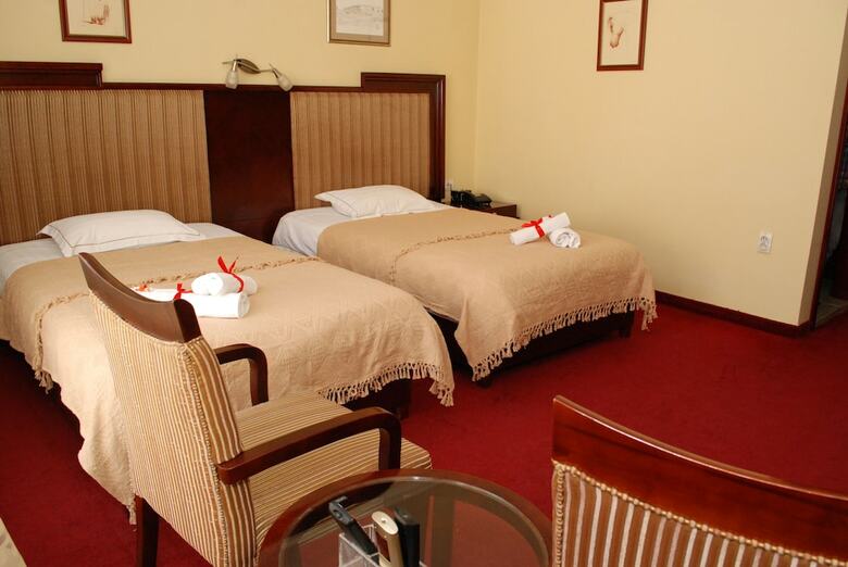 Planeta Inn Hotel