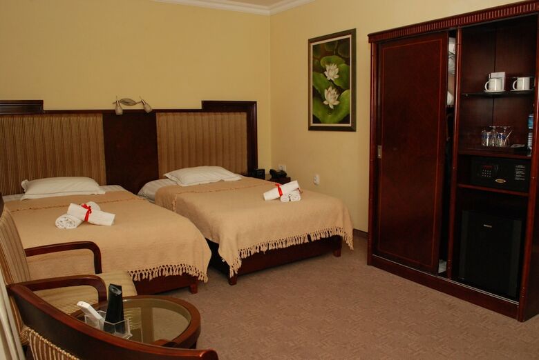 Planeta Inn Hotel