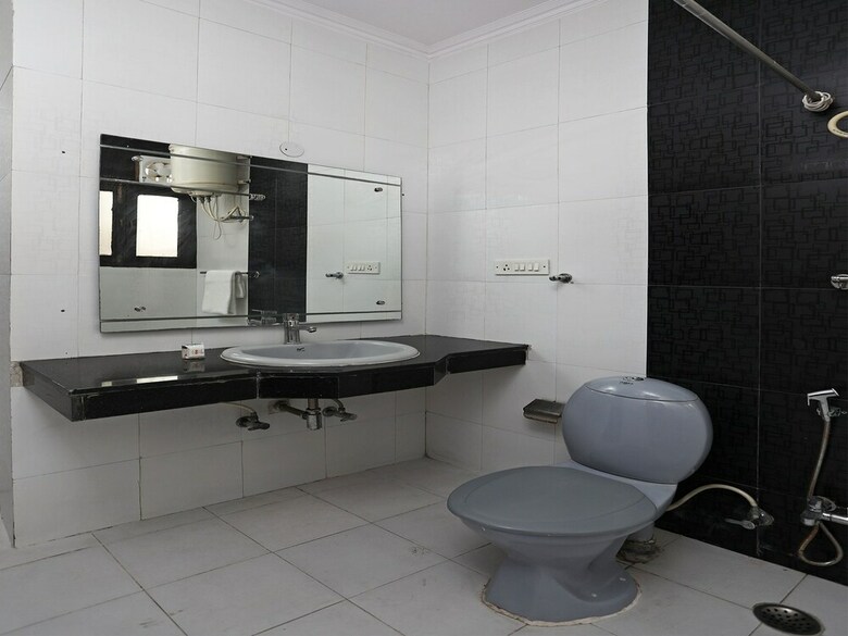 Hotel Oyo 14408 Corple Stays