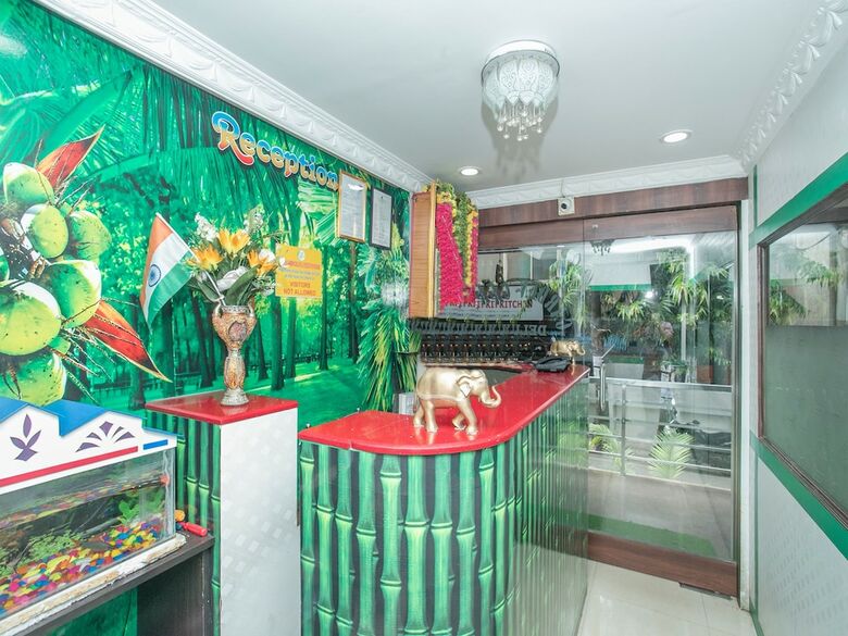 Hotel Oyo 16514 Ivory Pearl