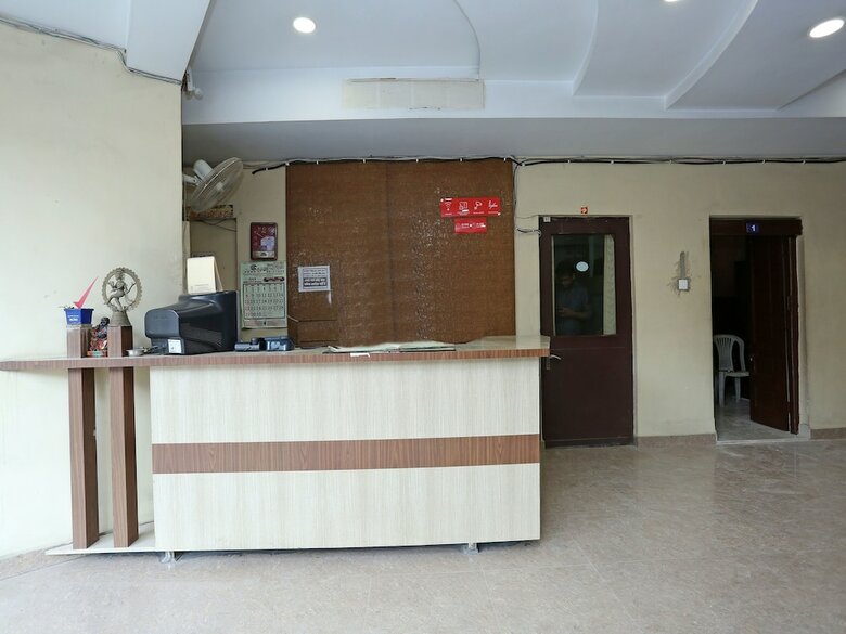 Oyo 14711 Hotel Natraj
