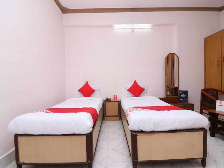 Oyo 16112 Hotel Uruvela International