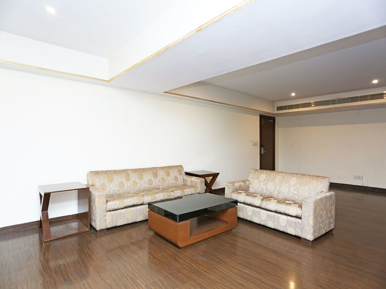 Hotel Oyo 16565 Karnal Haveli
